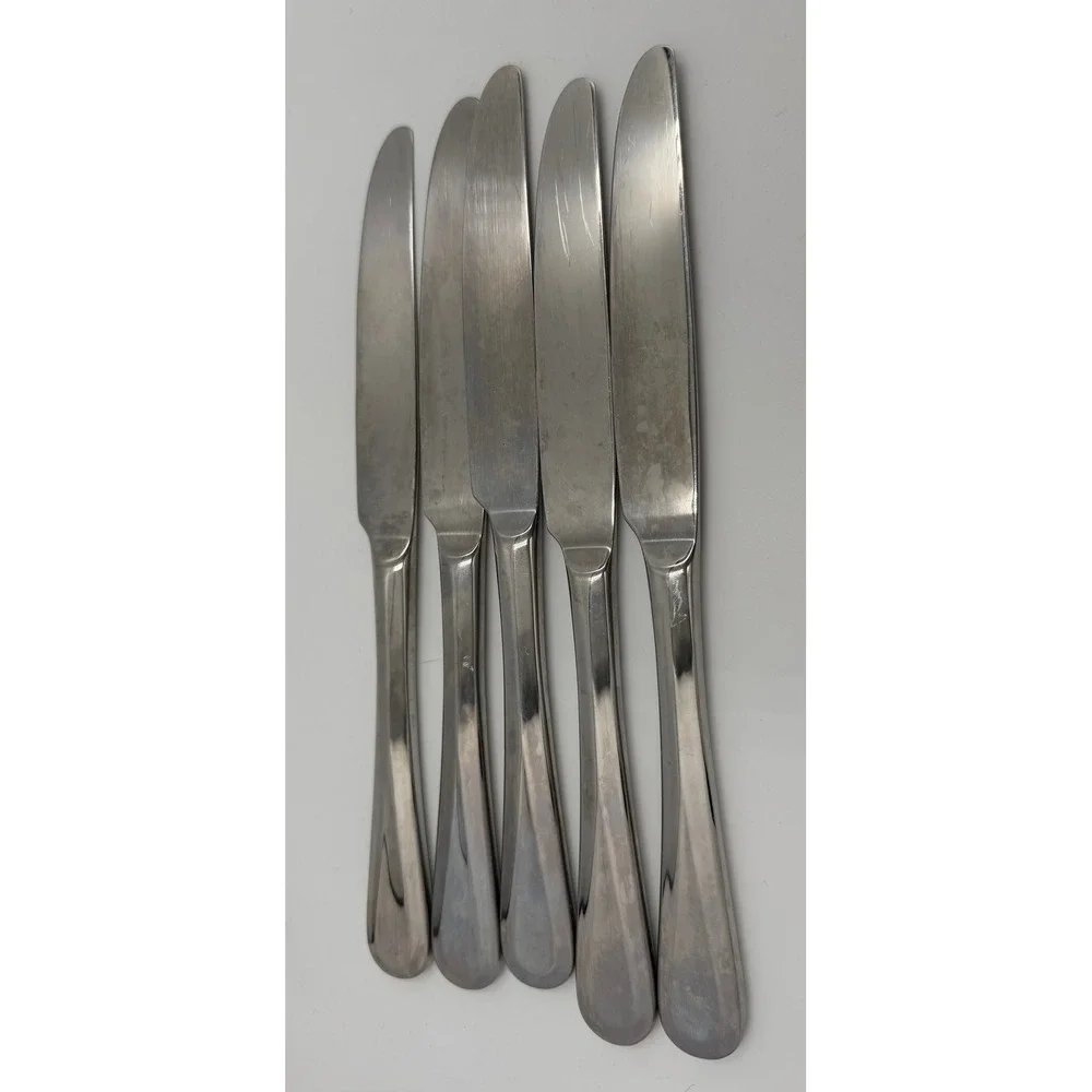 Kirkland Signature‎ 18/10 Stainless Steel Flatware Set 44 Pieces Silverware